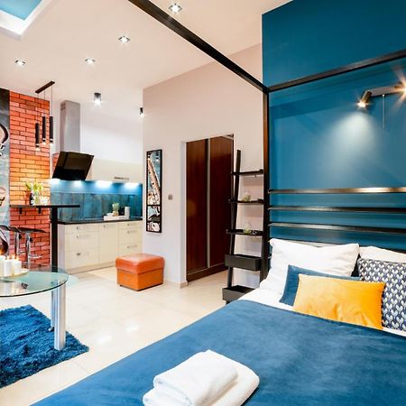 Wonder Home - Apartamenty W Przyziemiu - Cicha Okolica カルパッチ エクステリア 写真